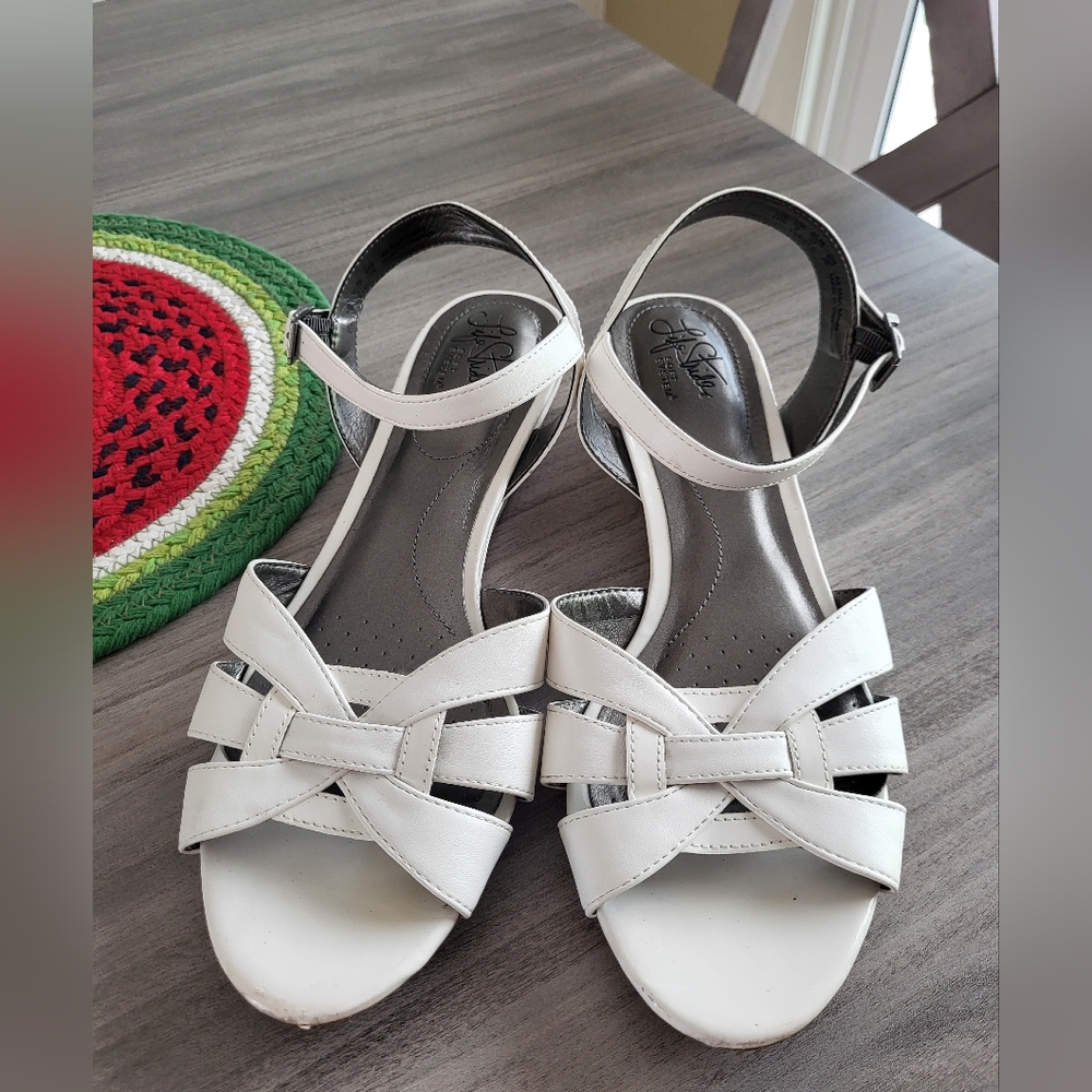 LifeStride Women's Yvette Wedge Sandal - 11W - Picture 4 of 7